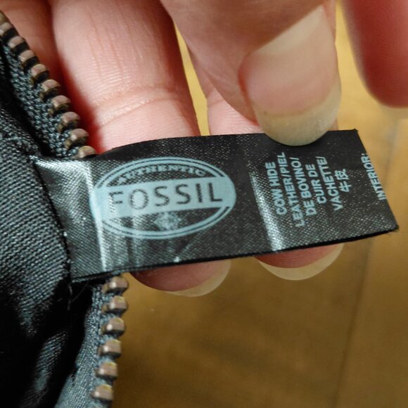 Large Fossil leather wallet - Picture 5 of 6